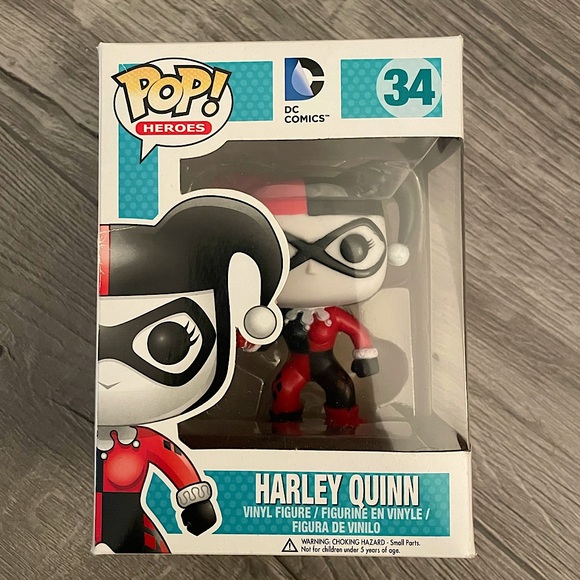 Harley Quinn Funko Pop #34 - Picture 1 of 3